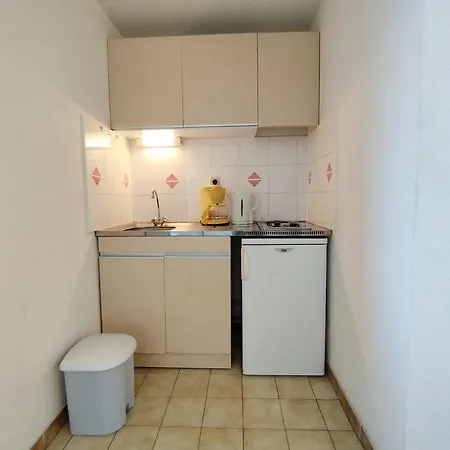 T2 Avec Piscine, Tennis & Parking - Proche - 3/4 Pers - Fr-1-795-54 Fleury (Aude)